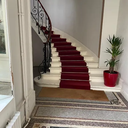 Apartment Champs-elysees Elegance